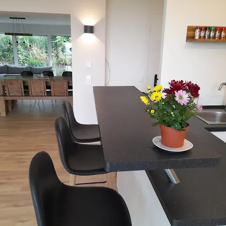 Haus Edda - Mit Garten Und Schlossblick شقة *