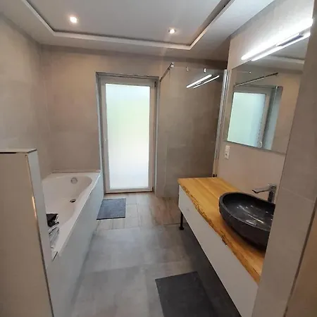 Haus Edda - Mit Garten Und Schlossblick Апартаменты Marburg