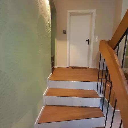 Haus Edda - Mit Garten Und Schlossblick Апартаменты *