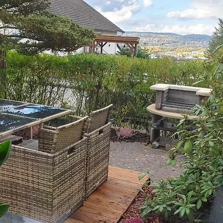 아파트 Haus Edda - Mit Garten Und Schlossblick