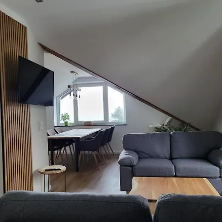 Haus Edda - Mit Garten Und Schlossblick