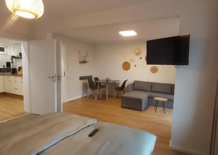 Haus Edda - Mit Garten Und Schlossblick *